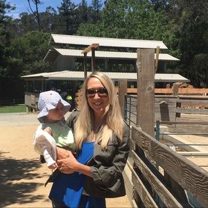 Meet your Posher, Leah